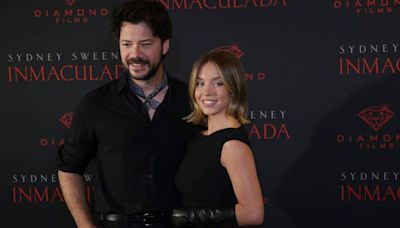 Álvaro Morte y Sydney Sweeney presentan "Inmaculada"