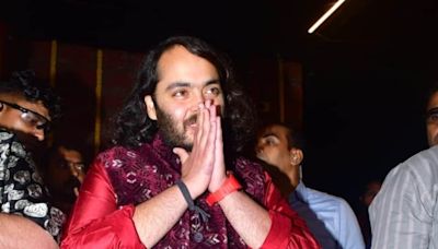 'Shaadi se pehle…’: Anant Ambani visits Krishna Kali temple in Maharashtra ahead of wedding with Radhika Merchant