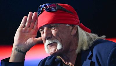 Hulk Hogan takes RNC stage in true 'Hulkamaniac' style