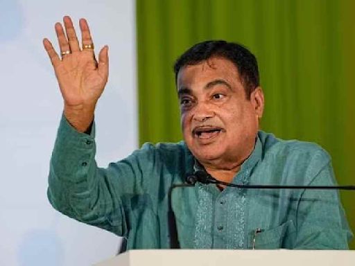 Highway agencies should not charge toll if roads are not in good condition: Union Minister Nitin Gadkari