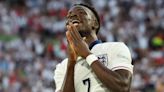 Rio Ferdinand sends message to Gareth Southgate over Bukayo Saka's position