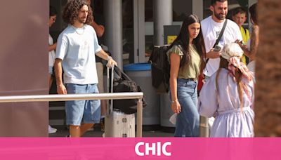 Marc Cucurella y Claudia Rodríguez ya disfrutan de unos días de descanso en Ibiza