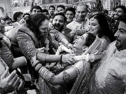 Anant Radhika's wedding photographer shares an unseen picture of Varmala ritual from their wedding, see here