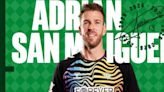 El Betis hace oficial el fichaje de Adrián San Miguel