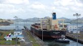 Histórica sequía y calentamiento oceánico retrasan navegación por Canal de Panamá