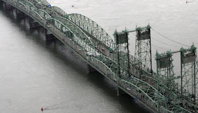 Tolls on existing I-5 bridge will help pay for the new span linking Oregon and Washington