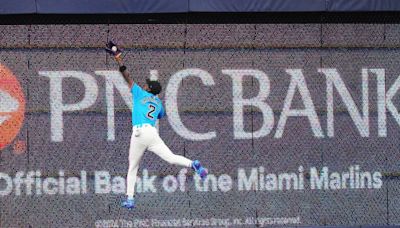 Sensacional victoria de los Marlins en casa ante los Media Blancas y ganan la serie