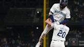 J.P. Crawford delivers as Mariners walk off Astros in 10 innings