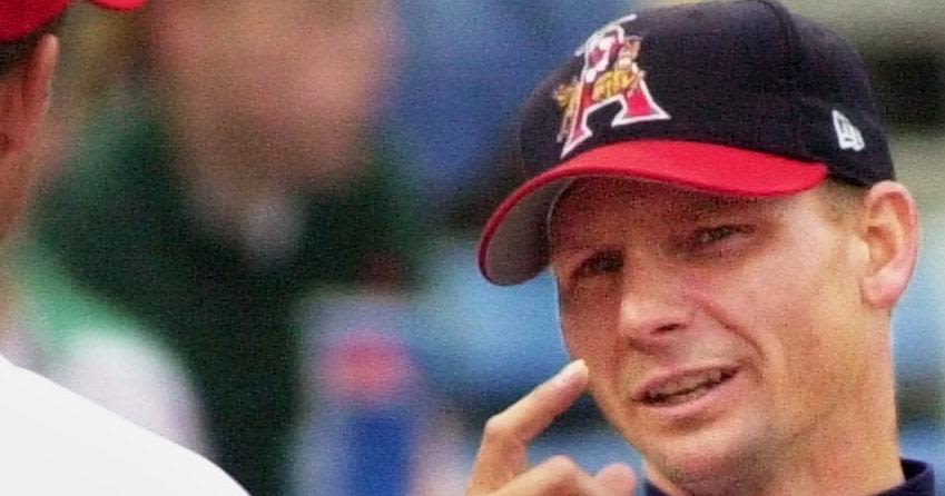 Mike Brumley, former Union standout and MLB infielder/coach, dies in traffic accident