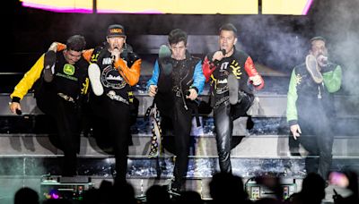 Scenes from New Kids on the Block in Hershey