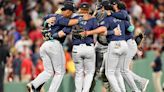 Devers hits game-winning double in 10th and Red Sox beat Mariners 3-2