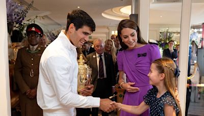 Así ha sido la victoria de Carlos Alcaraz en Wimbledon, ¡con saludo incluido a la princesa Charlotte!