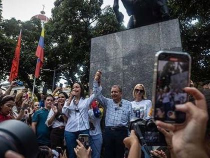 Venezolanos piden por “la libertad”