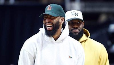 Lakers’ LeBron James, Anthony Davis Turn Heads With Rumored Trade Target