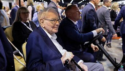 Warren Buffett's fans plot their own course for when he leaves