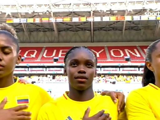 ¿Vuelve y juega? Cortaron himno de Colombia en Olímpicos y jugadoras lo terminaron a capela