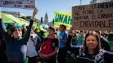 Cientos de miles de argentinos se manifiestan en Buenos Aires en favor de la universidad pública