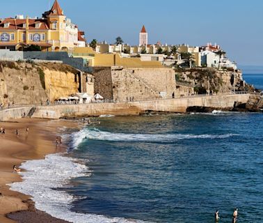 Holidaying with small children on the Portuguese Riviera: A bit like hauling a ship over a mountain