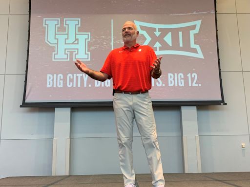 University of Houston axes athletic director one year after Cougars’ move to Big 12 | Houston Public Media