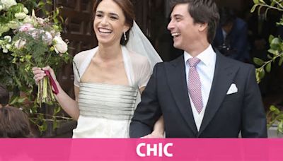 Los marqueses de Cubas entre los invitados a la boda de Borja Álvarez de Estrada y Carmen Gómez-Acebo