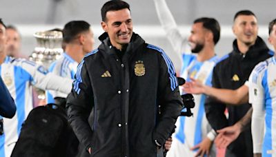 Scaloni hizo autocrítica por el nivel del equipo en el primer tiempo y advirtió: "No creo que seamos superiores al resto, está todo muy parejo"