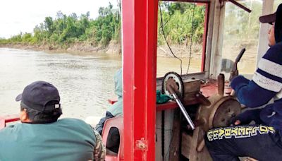 Pescadores protegen al delfín rosado en la entrada a la Amazonía