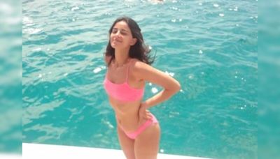 Big Love For Ananya Panday's "Forgotten Photos" Of Swimsuit Looks