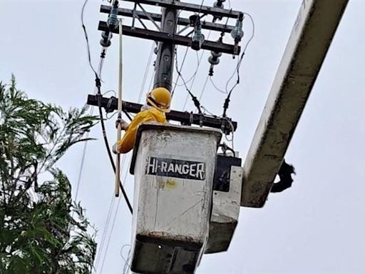 凱米颱風狂虐害多處線路故障！台南多區停電 22391戶無電可用