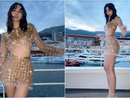 Blackpink Lisa Outfit: BLACKPINK's Lisa mesmerizes fans in a custom glittering gold outfit made from recycled materials | - Times of India