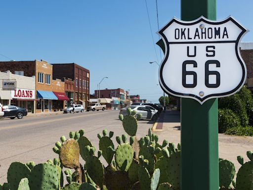 Driving Route 66? Here Are 19 Historic Restaurants Worth a Pit Stop