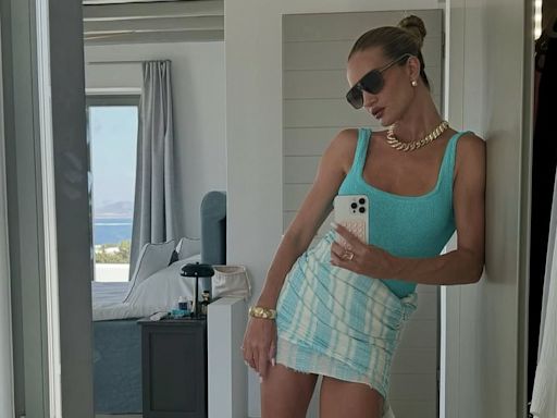 Rosie Huntington-Whiteley shares rare family vacation snaps