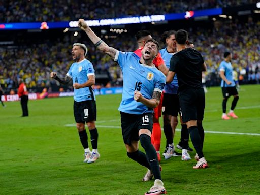 “Bielsazo”: la prensa internacional enloquece con el triunfo de Uruguay de Marcelo Bielsa ante Brasil en la Copa América - La Tercera