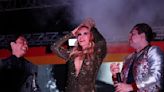 Entre consignas y celebración, Lucía Méndez canta para el orgullo