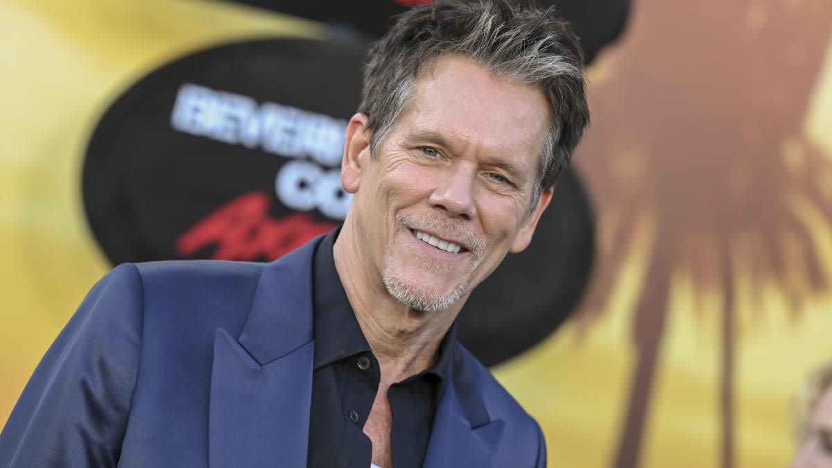 Kevin Bacon Hired Special Effects Artist to Disguise Him in Public: "This Sucks"