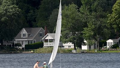 Sunny skies, low humidity in CT this weekend before showers arrive Monday, weather service says