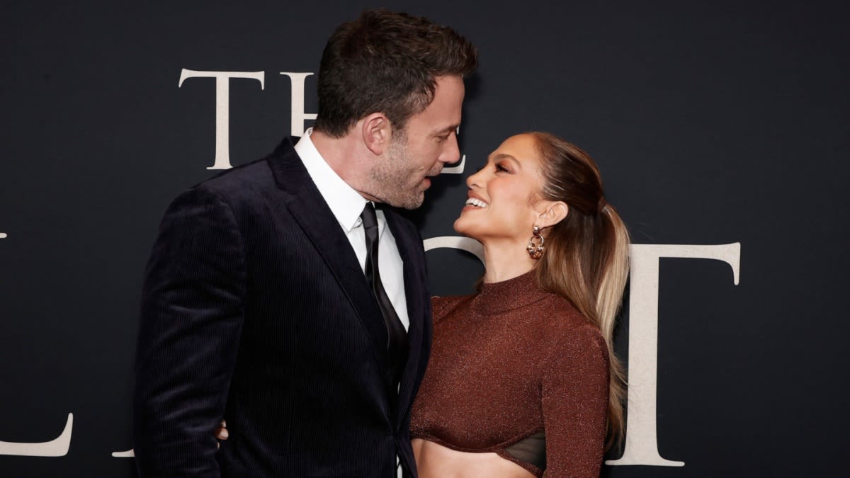 Jennifer Lopez & Ben Affleck Make First Public Move as Divorce Rumors Intensify