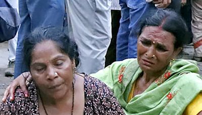 Outside Hathras Hospital, Scattered Bodies, Loud Wails After Stampede