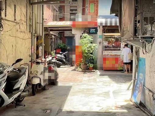 台南燒臘便當店遭控「亂倒廚餘」！居民爆氣：老鼠竄家裡 環保局終於出手了
