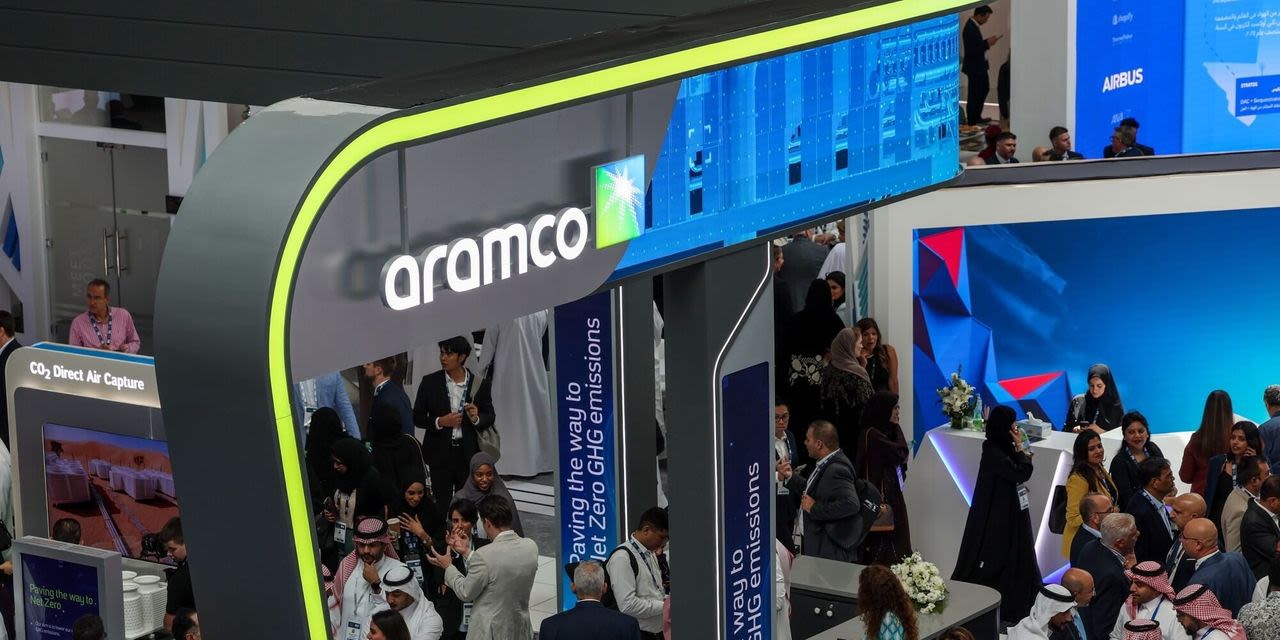 Saudi Arabia to Raise $10 Billion to $20 Billion in Fresh Aramco Stock Sale