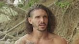 La insólita teoría de un participante de Survivor sobre usar ropa interior masculina