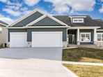 724 Buckingham Pl, Marion IA 52302