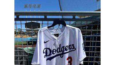 Chris Taylor Autographed MLB Authenticated Jersey