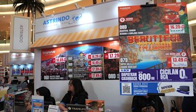 參加觀光數雅加達主題展銷會的旅行社攤位 (圖)
