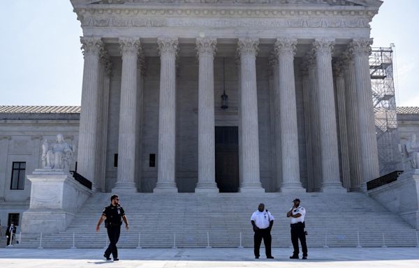 Supreme Court rules in favor of Jan. 6 rioter challenging obstruction charge