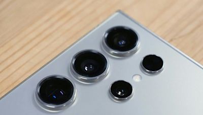 爆量指稱三星Galaxy S25 Ultra僅剩單一長焦鏡頭，但採用類似Sony Xperia 1 IV的雙焦段長焦光學設計 - Cool3c
