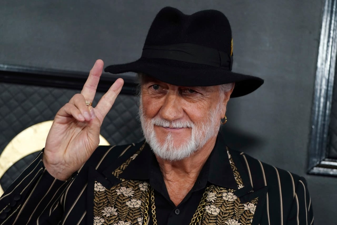 This Fleetwood Mac legend is planning a blues album with ‘the Jimi Hendrix of the ukulele’