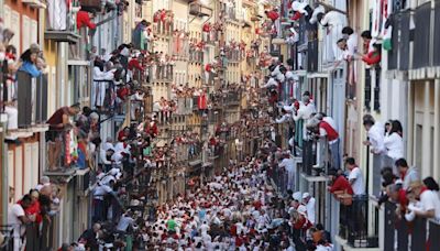 Increíbles imágenes aéreas del primer encierro de los Sanfermines 2024