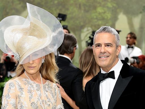 Sarah Jessica Parker & Andy Cohen Are a Perfect Pair at 2024 Met Gala