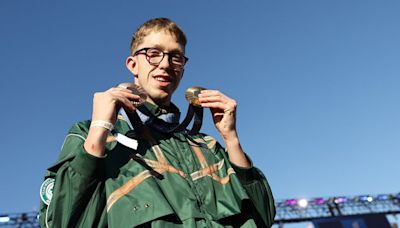 Daniel Wiffen and Mona McSharry to be Ireland flagbearers at Olympics closing ceremony in Paris