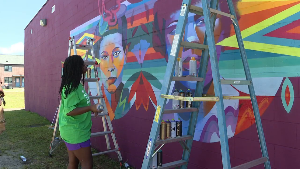 New Bern artist celebrates heritage, unity with vibrant mural in historic Five Points